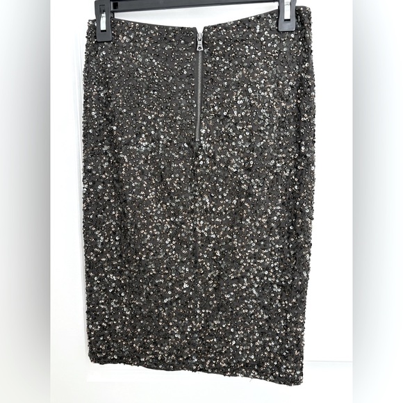 Alice and Olivia sequence mesh stretch skirt - Picture 2 of 8